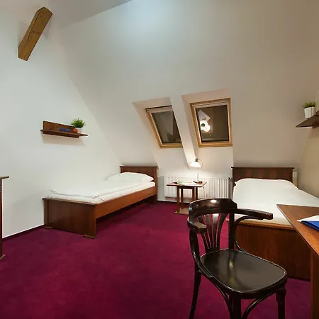 Brioni Boutique 4*