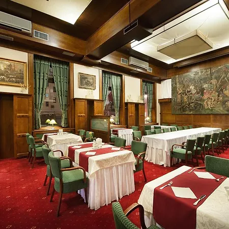 Brioni Boutique 4*