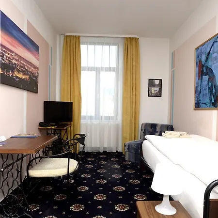 Brioni Boutique 4*